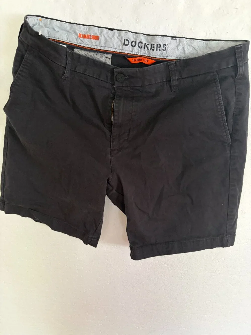 Dockers  Supreme Flex Mens Black Shorts Size 38